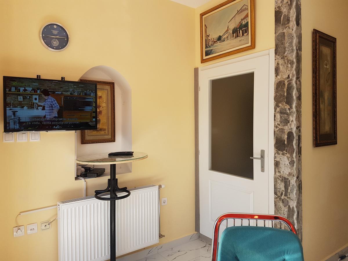 Hostel Beko Valjevo Esterno foto