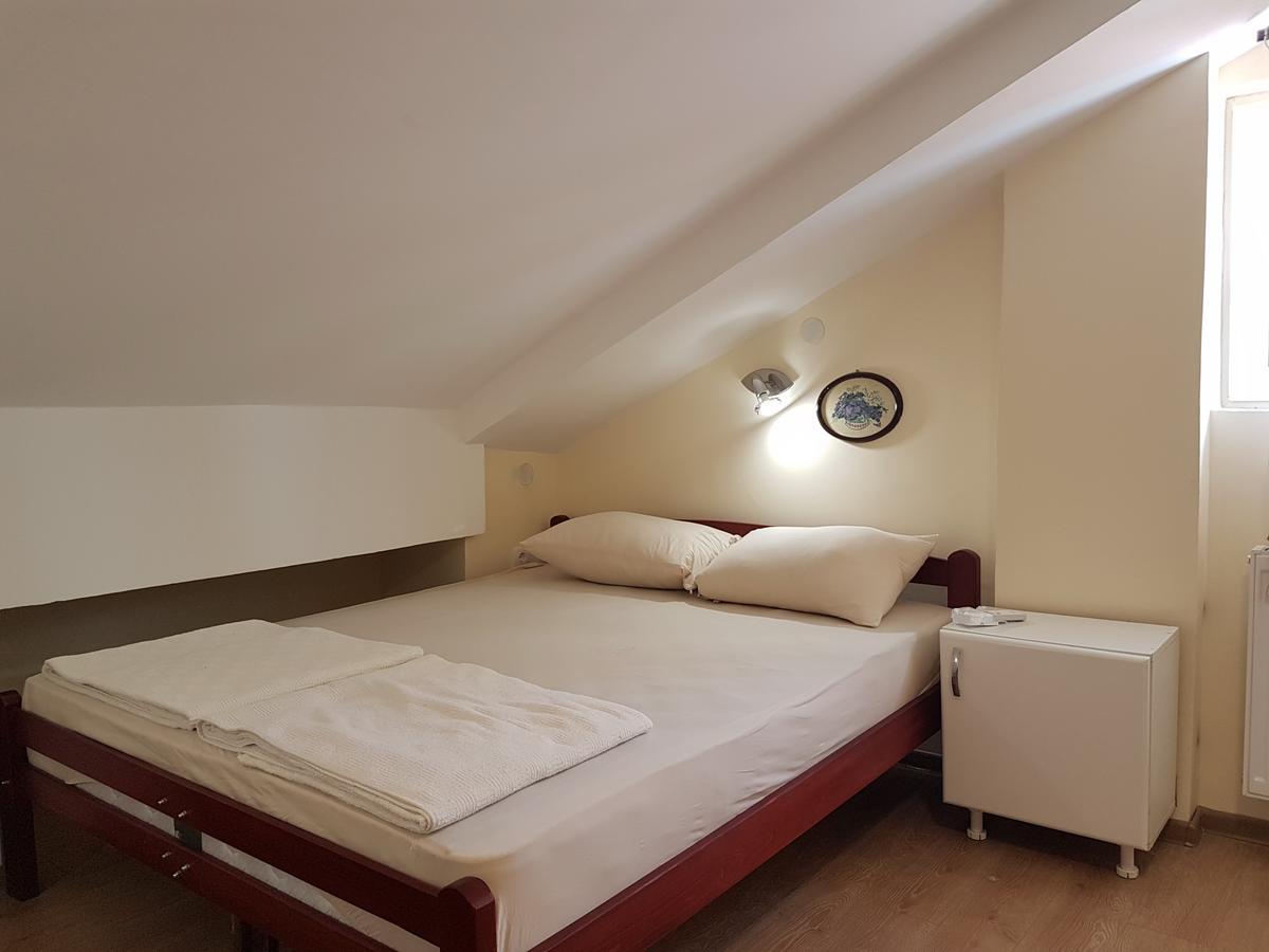 Hostel Beko Valjevo Esterno foto